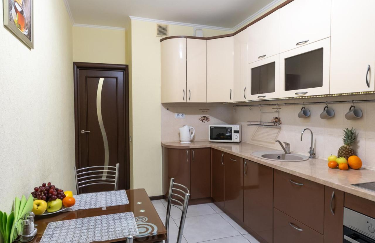 Видові 1К-2К Апартаменти 11,15, 23 Поверхи Kyjev Exteriér fotografie